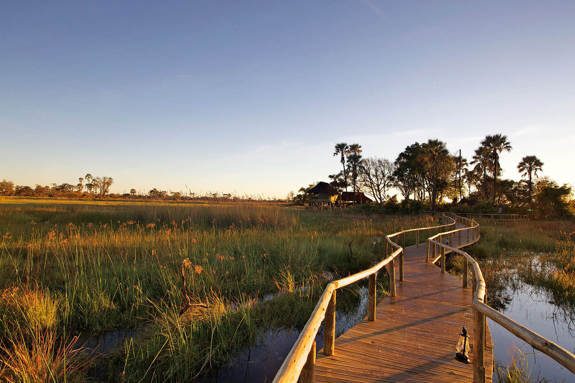 lounge and dining room
