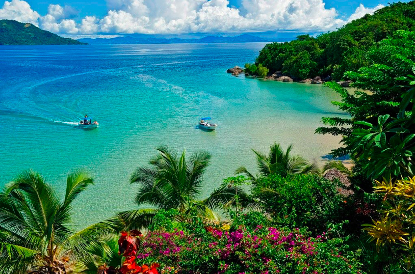 A beach lovers paradise. Starting in Nosy Be