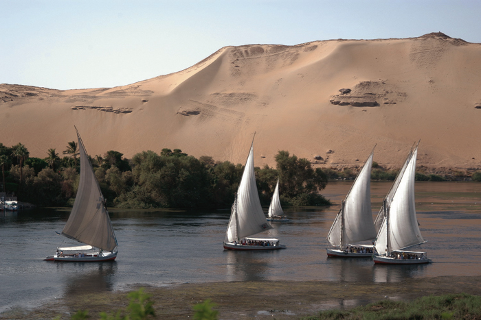 Experience some of the fascinating highlights of Egypt with this tour to Cairo