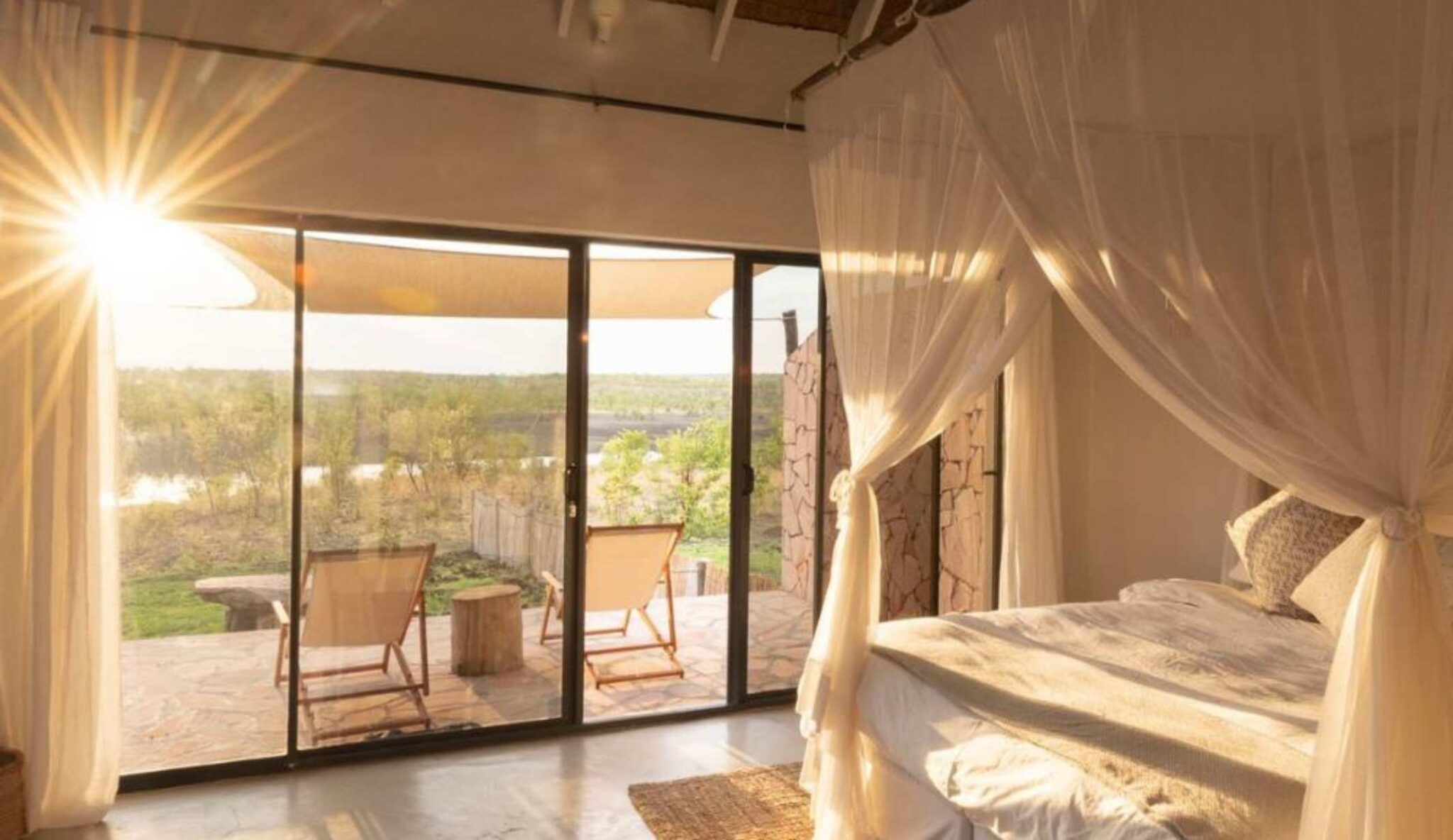 Luxurious room at Nantwich Lodge with the sun beaming through