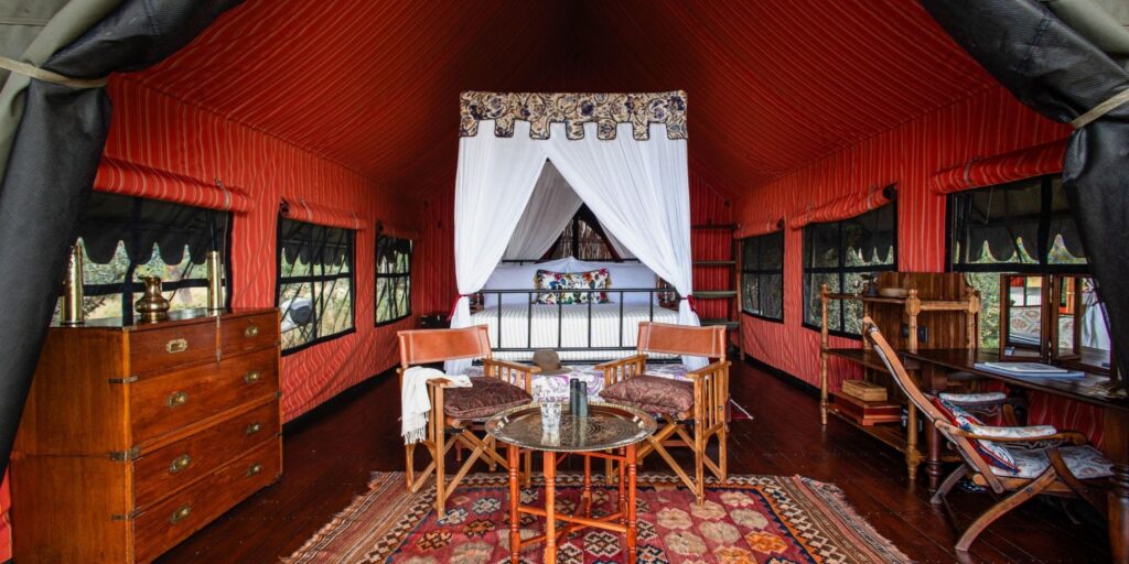 Mbamba – Okavango Delta